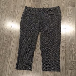 Beautiful capris by Gap🌸🌼🍀